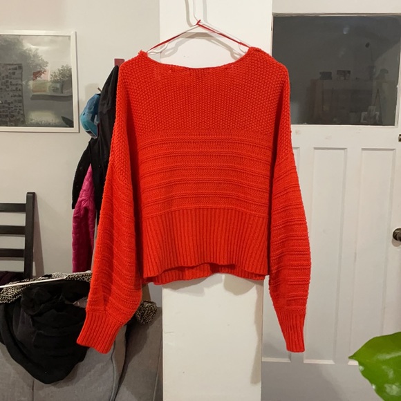 RED TOPSHOP SWEATER - Picture 2 of 6